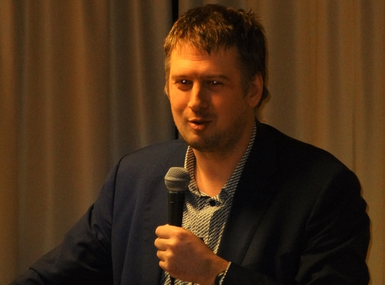 Peter Dedecker spreekt Peter Dedecker spreekt